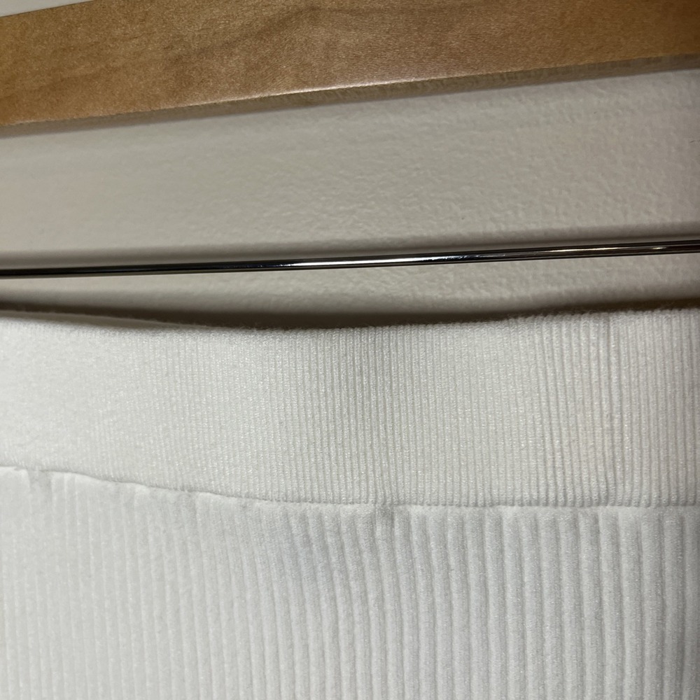 NWT Aritzia Wilfred Reso High Waisted White Ribbed Mini Skirt Minimalist Neutral - Picture 4 of 9